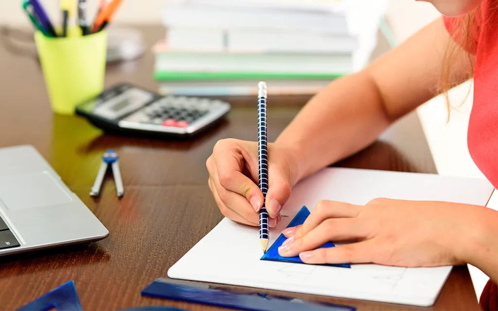 AI in je rugzak: hoe schoolopdrachten en onderwijs veranderen in het digitale tijdperk